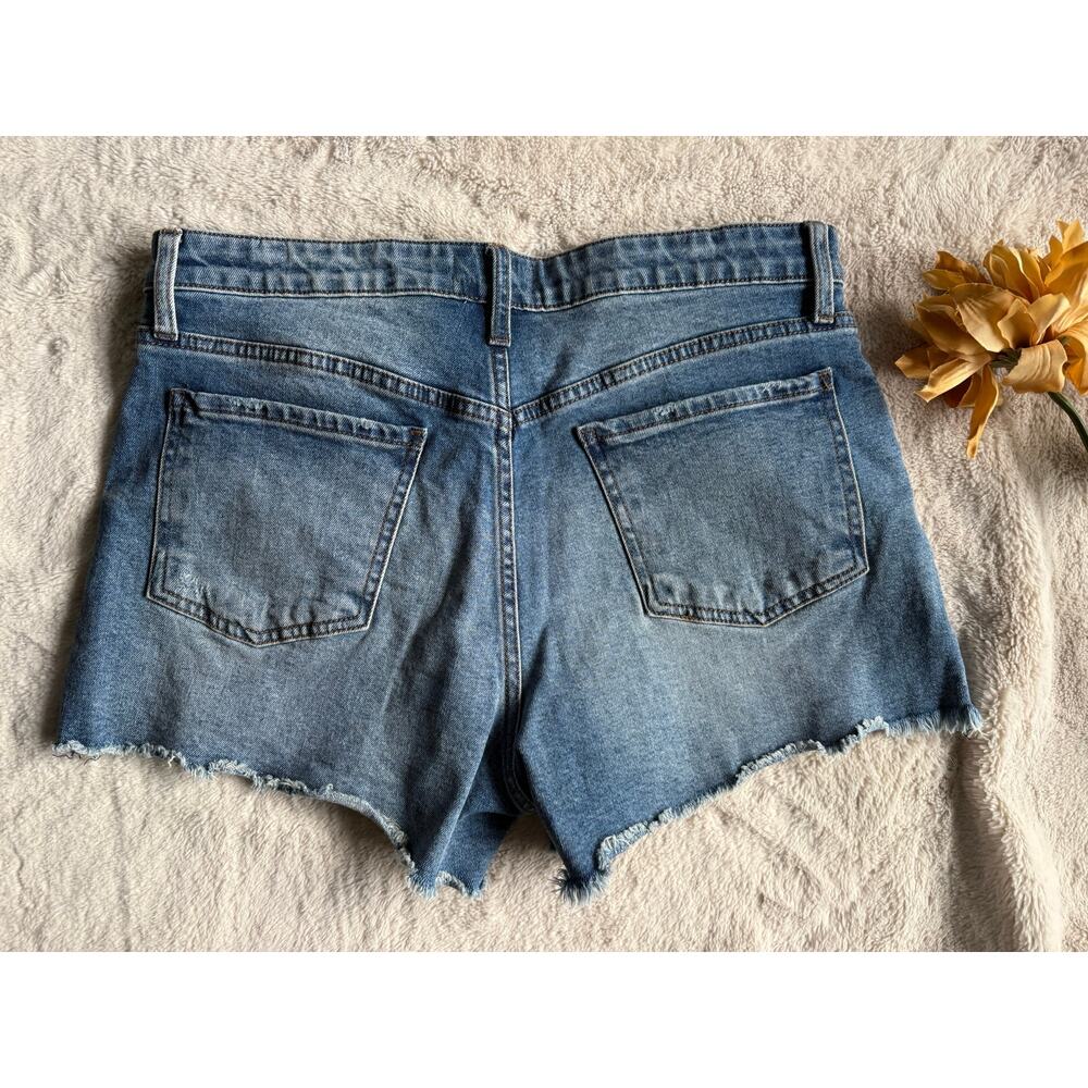 KUT Jean Cutoff Jean Shorts Size 10 - Picture 3 of 5